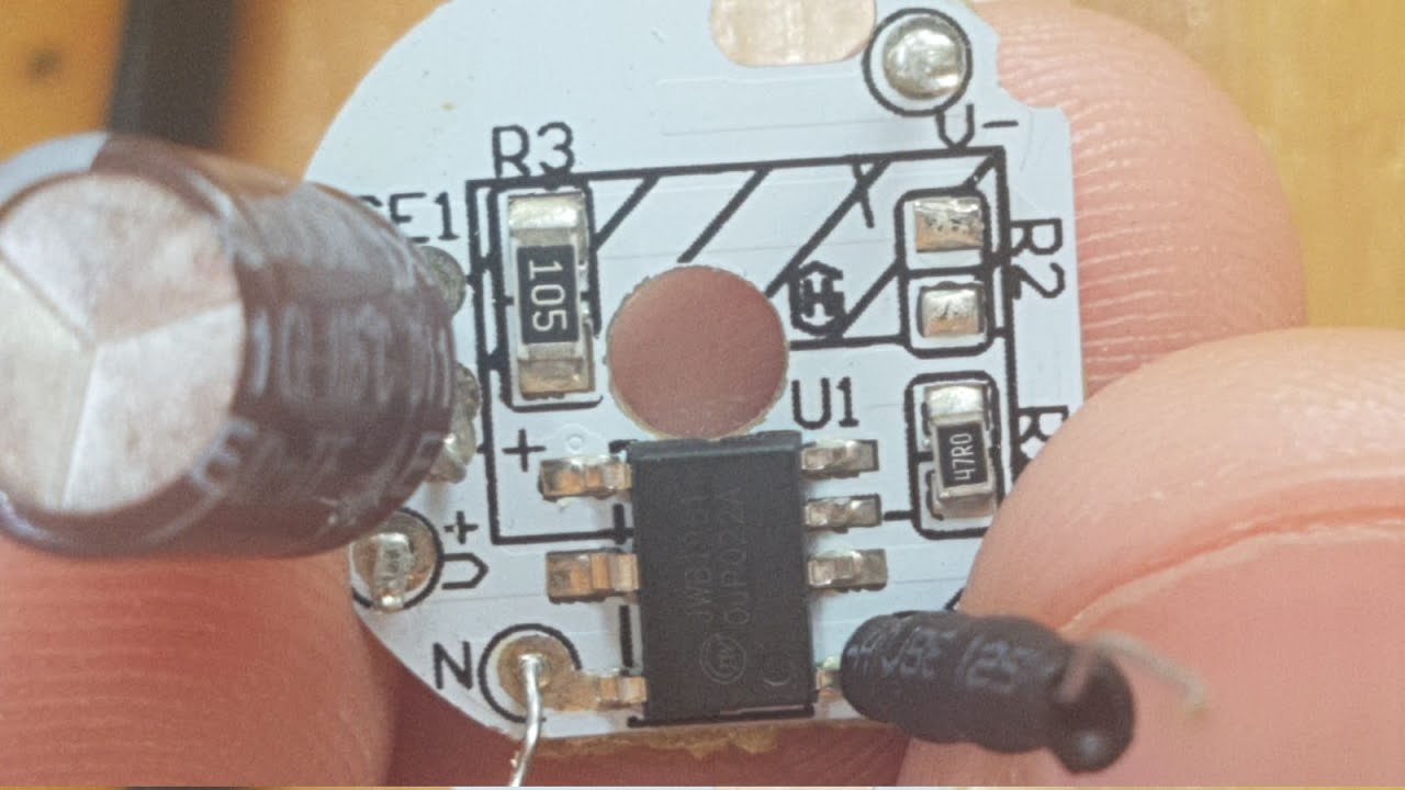 Fuente de lampara led minimalista.
