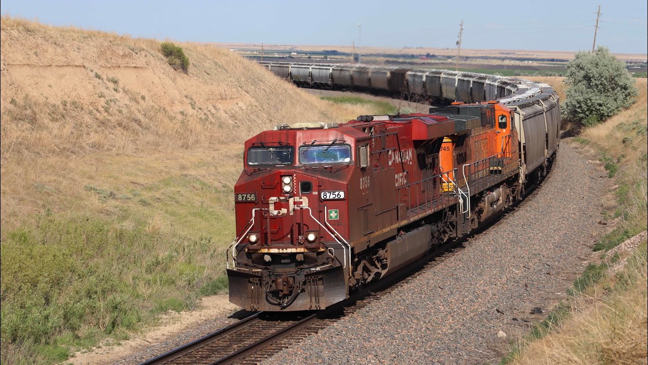 Canadian Pacific ES44AC, Boeing fuselages, and NEW BNSF ET44ACH and ES44ACH locomotives!
