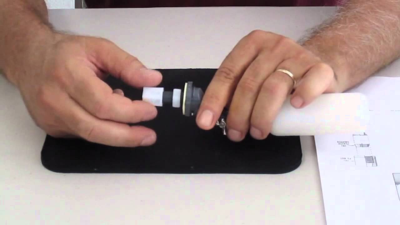 How to install an automatic float valve on a hydroponics reservoir or water storage container