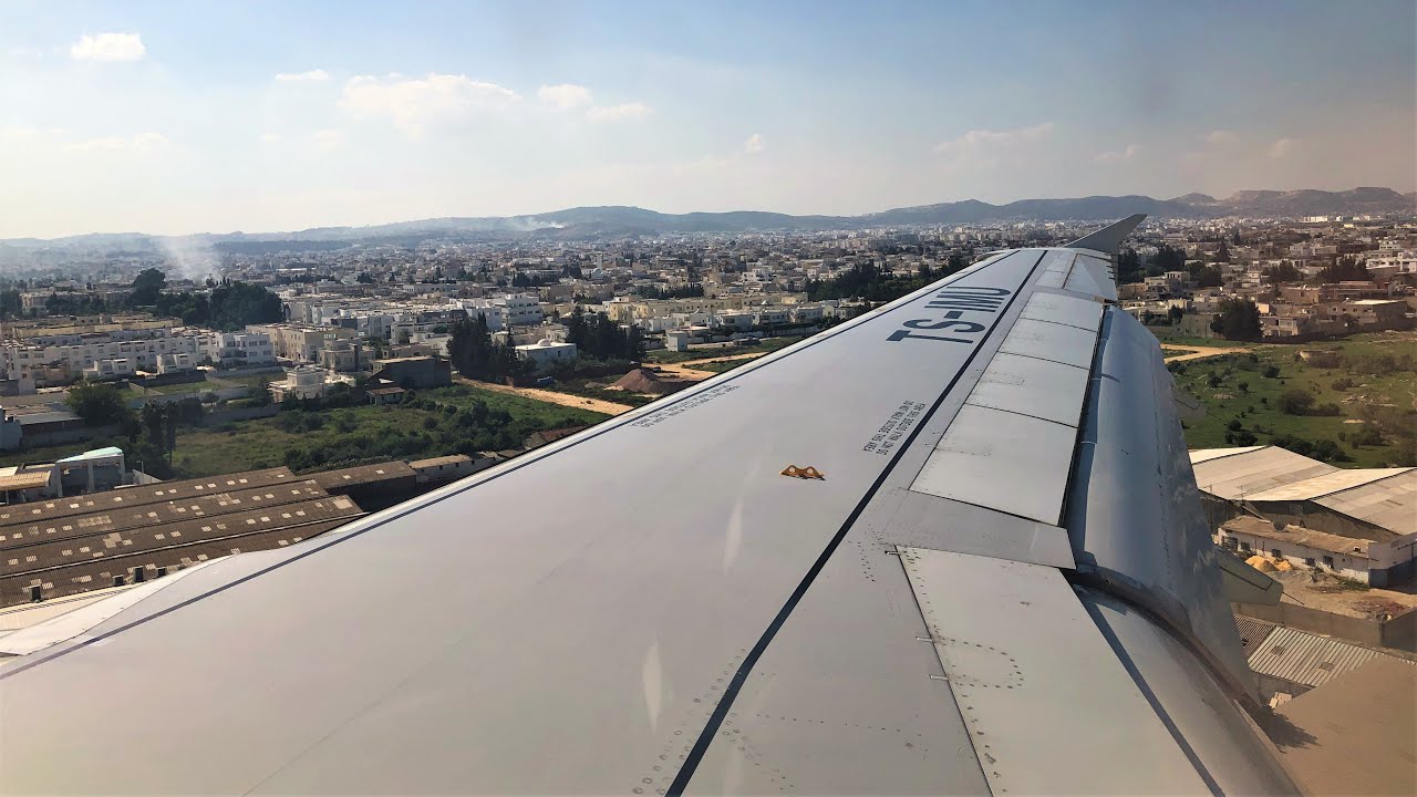 TUNISAIR AIRBUS A320 SUNNY SUMMER LANDING at TUNIS CARTHAGE AIRPORT ULTRA HD