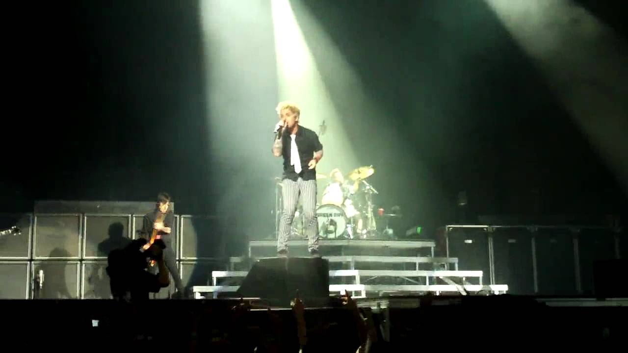Green Day - Are We The Waiting / St. Jimmy - Darien Lake - 8/5/10