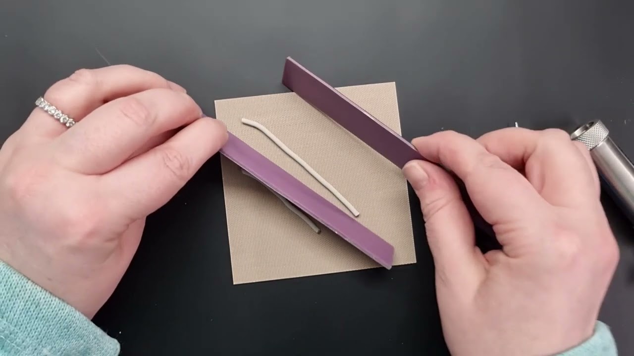 Using a clay extruder for silver clay