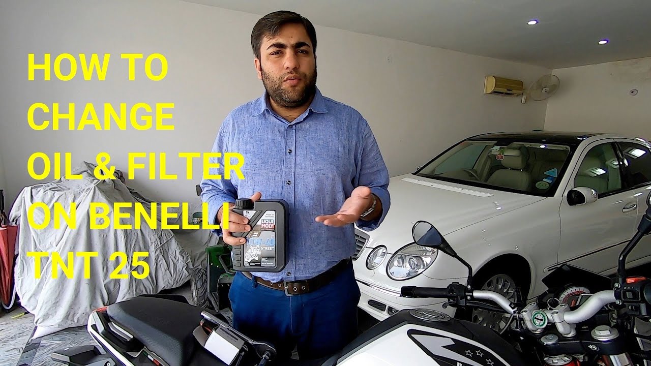 HOW TO CHANGE OIL & OILFILTER ON BENELLI TNT 25