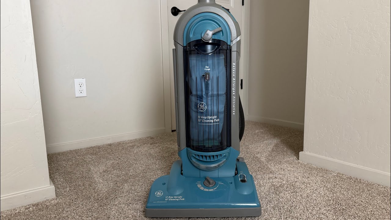 GE (General Electric) Wal-Mart Stores 12 Amp Upright Vacuum 106575 (2001)