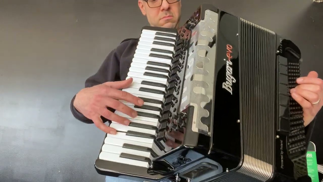 (SOLD)-Black Bugari Evo Accordion Haria P41 #accordionshop #bugari #bugarievo #accordion