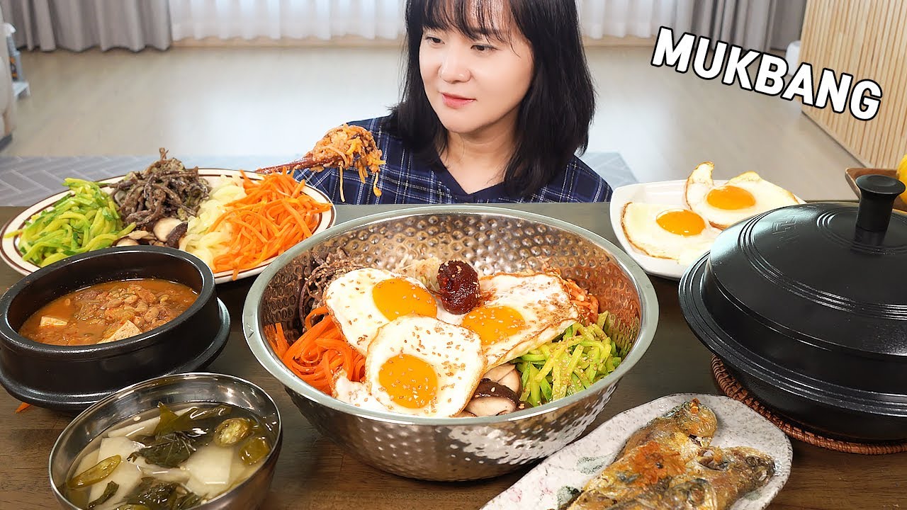 Вкусный мукбанг: овощной пибимпап и тушеное мясо чонгукчжан из говядины!