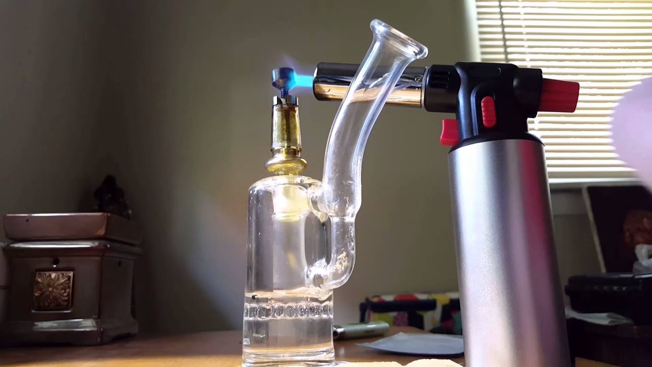 Apollo shatter dab from the bubbler