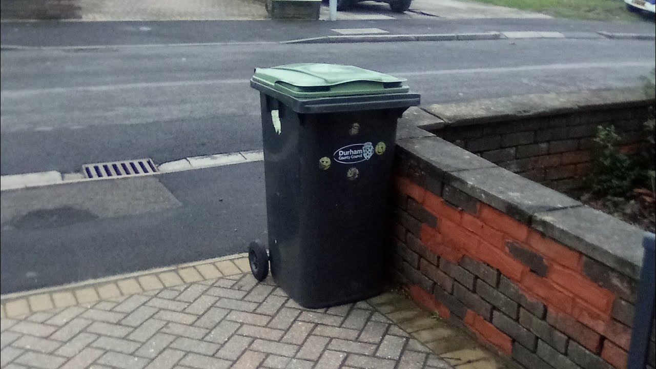 Putting the Green bin out Monday 02.02.26