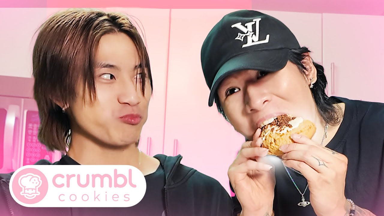 Trying Crumbl Cookies (vlog)