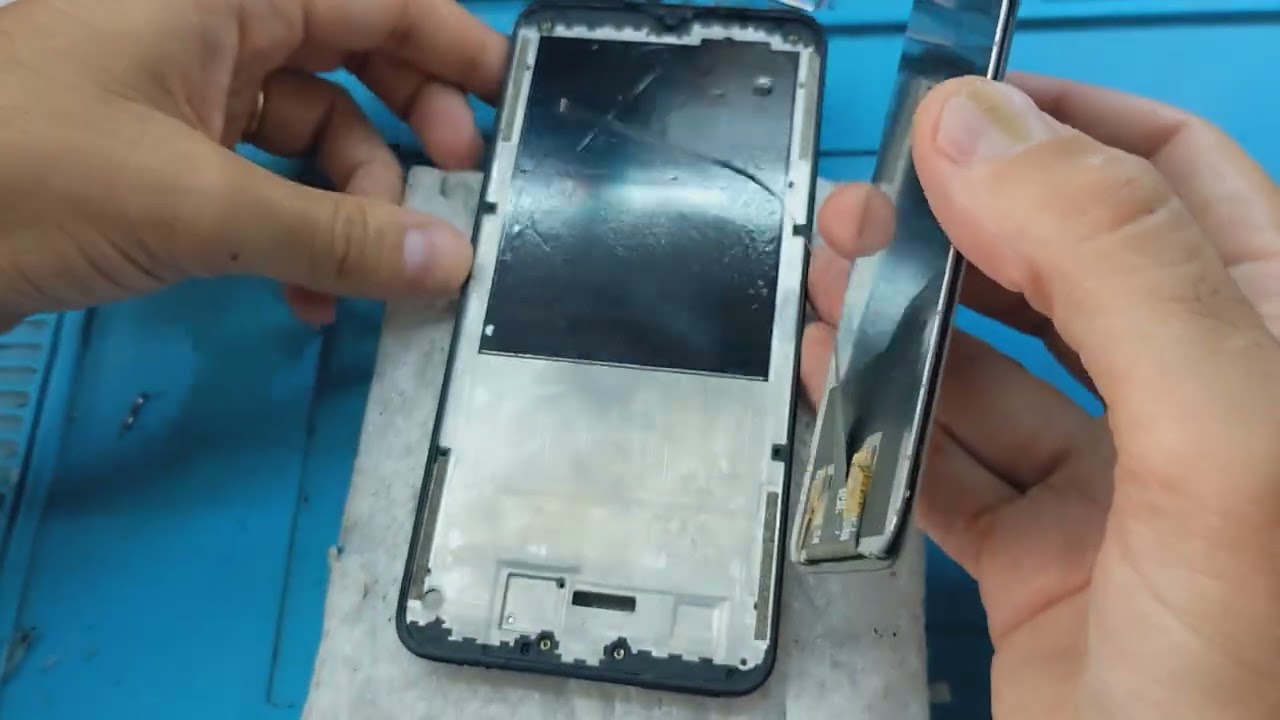 cuál es el error más común al cambiar una pantalla de celular?