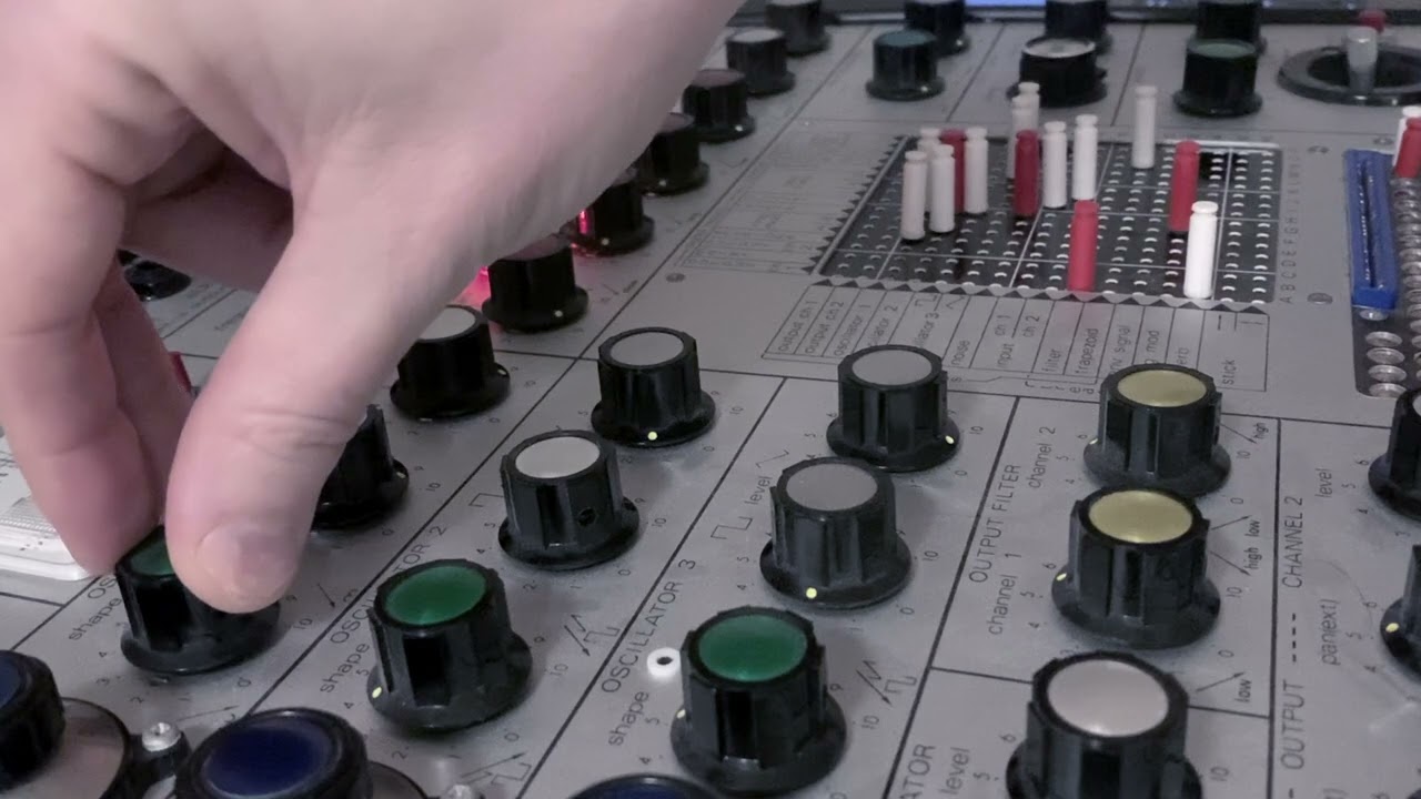 [gear demo] False tuned EMS Synthi A