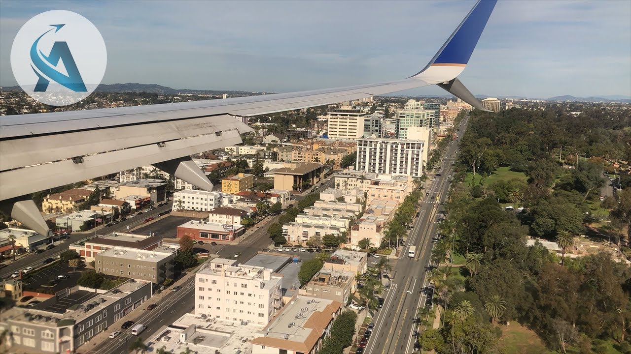 SCENIC SAN DIEGO APPROACH | United Airlines Boeing 737-900 Wing View Landing at Lindbergh Field