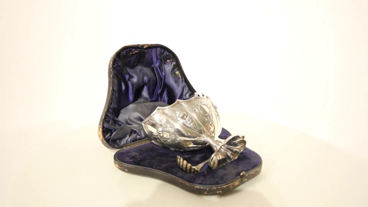 Antique Victorian Cased Sterling Silver Sugar Bowl & Sifter