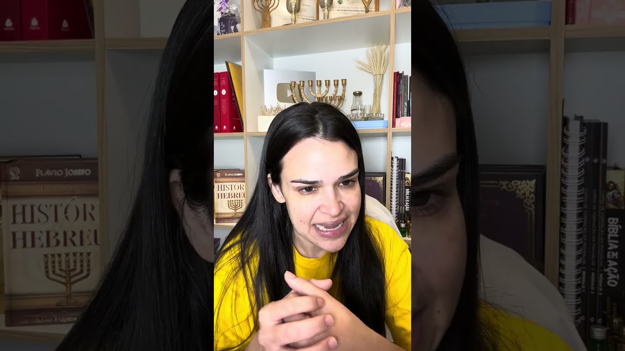 Porque Eu sou o Deus que muda cenáriossem mudar promessas.