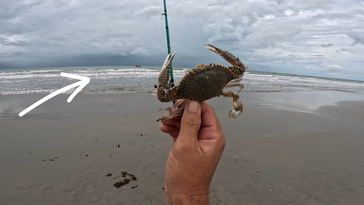 PESCARIA DE PRAIA,  hoje o tempo estava nublado e passando muita CHUVA, TIVEMOS QUE SE ABRIGAR!!!