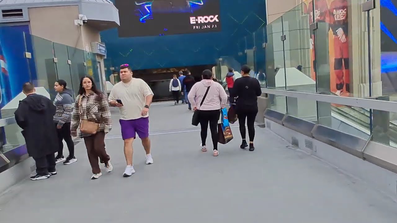 Views From The LAS VEGAS STRIP Vlog Friday January 23, 2026. #lonewulfrick2026 