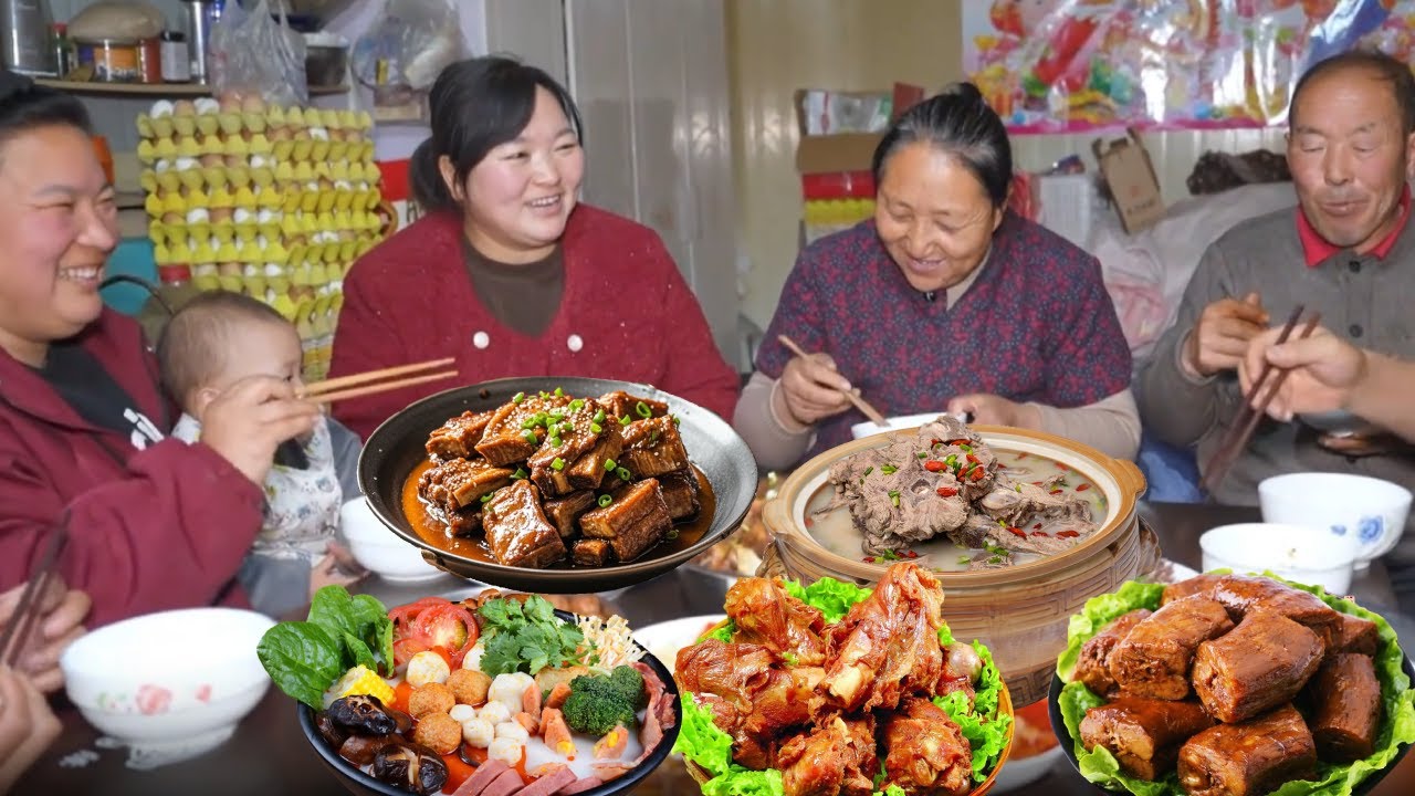 【陕北霞姐】霞姐拿着肉回娘家，做一大桌子菜体验过年的味道，有妈妈就是幸福！
