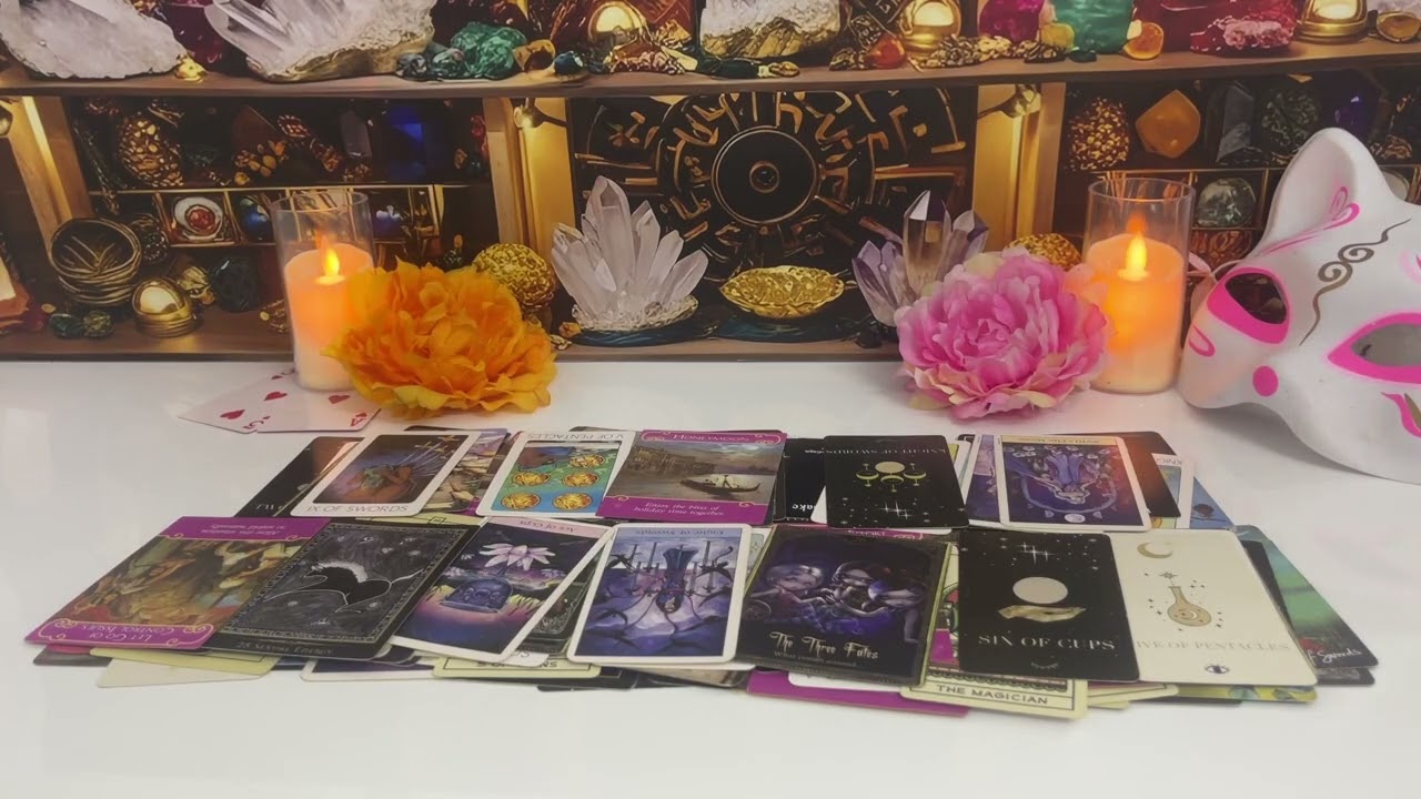 Лев, они вернутся! Но есть кое-что, что ты... Лев любит гадание на картах Таро.