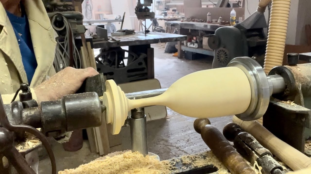 Tutorial lavori in legno al tornio artigianale. Calice in legno di Pino Lungovena -Tindaro Stracuzzi