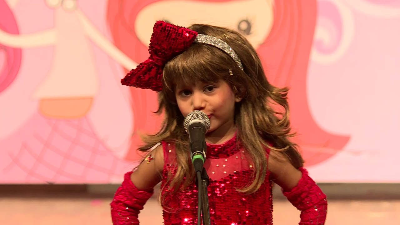 LITTLE IVY CHARMS ALL AS A BARBIE AT MOTHER'S PRIDE ANNUAL FEST 2017