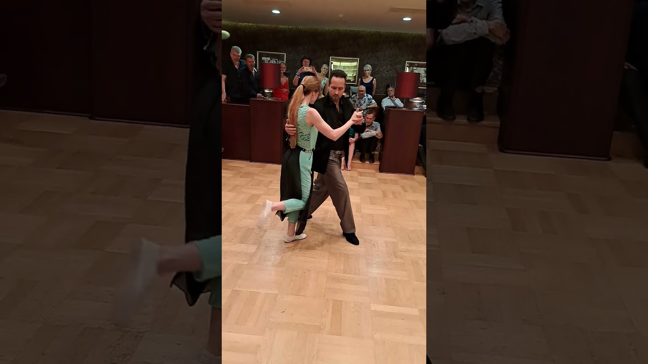 Jörg Palm y Zuzana Kleinova - Blinding lights (Loi) - Tango Nuevo Performance 2023