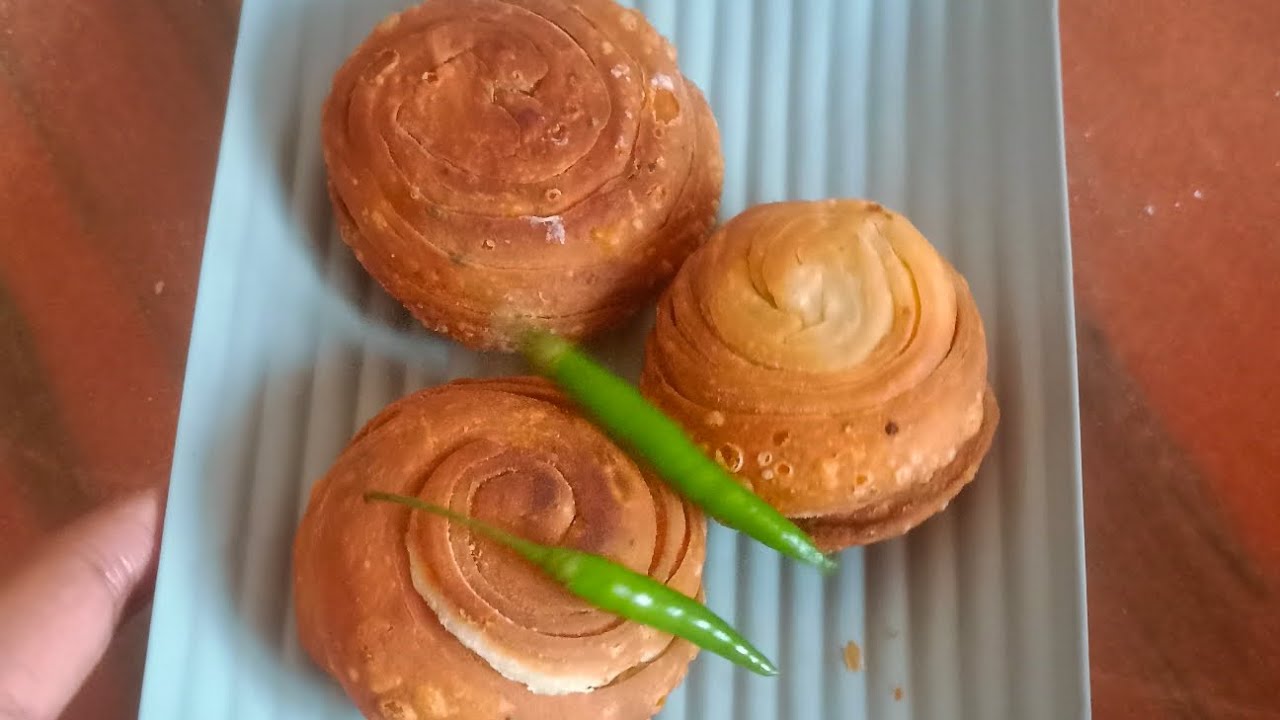 Layer wali matar ki kachori