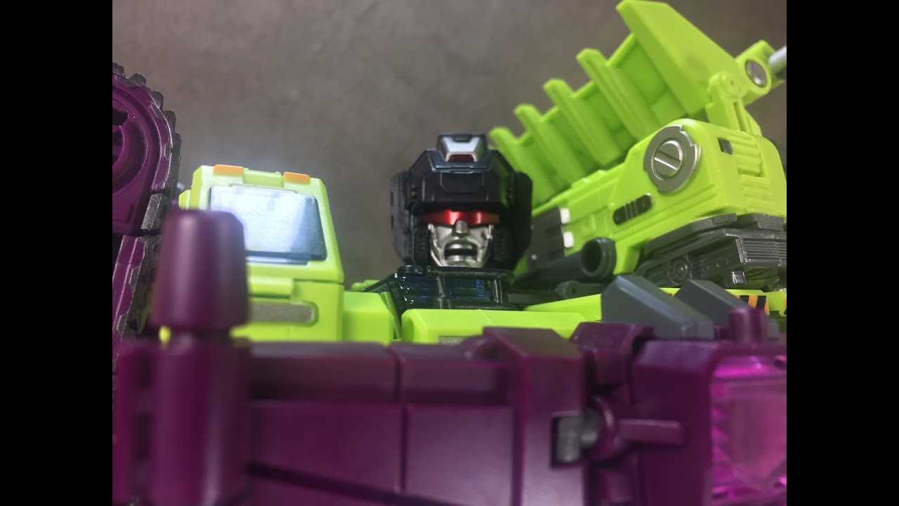 Generation Toy Gravity Builder Transformers 3rd Party Devastator