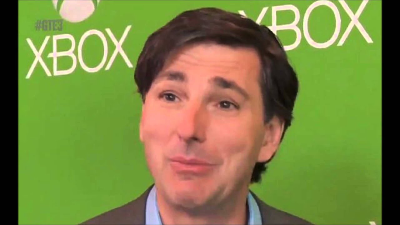Гигантская бомба 13 октября 2015 г. — Взгляд на первоначальные планы Microsoft относительно Xbox One