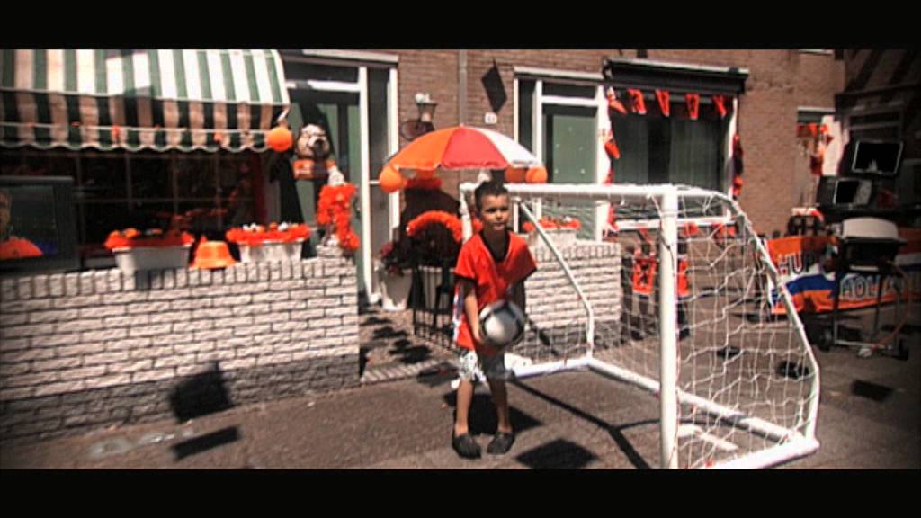 Zappsport Viva Oranje (EK 2012) - Brownie Dutch & Soufiane Touzani