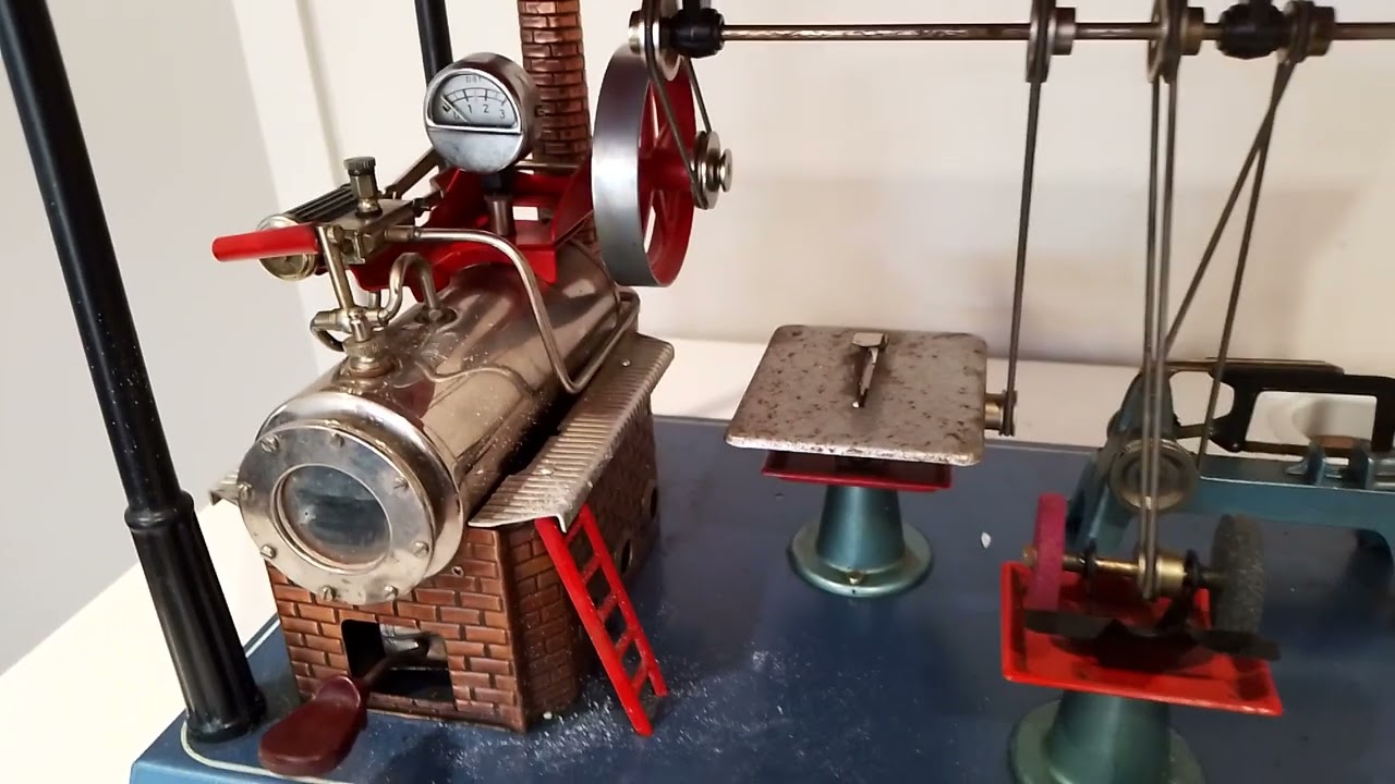 I bought a 2nd hand Wilesco D141 steam engine & workshop on TradeMe & picked it up today