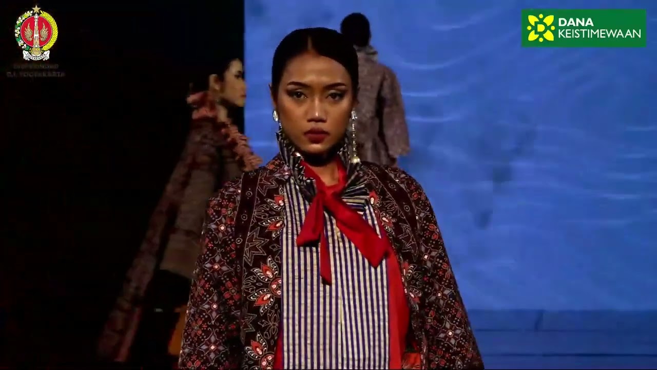 Jogja Fashion Week 2023, Day 2 Sesi 3 “INDONESIAN CULTURE”