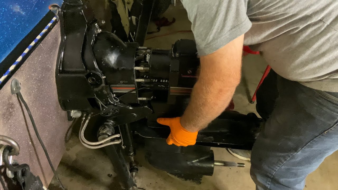 Mercruiser Alpha 1 Gen 1 Stern Drive Repairs Part 6: How to Install a Mercruiser Stern Drive