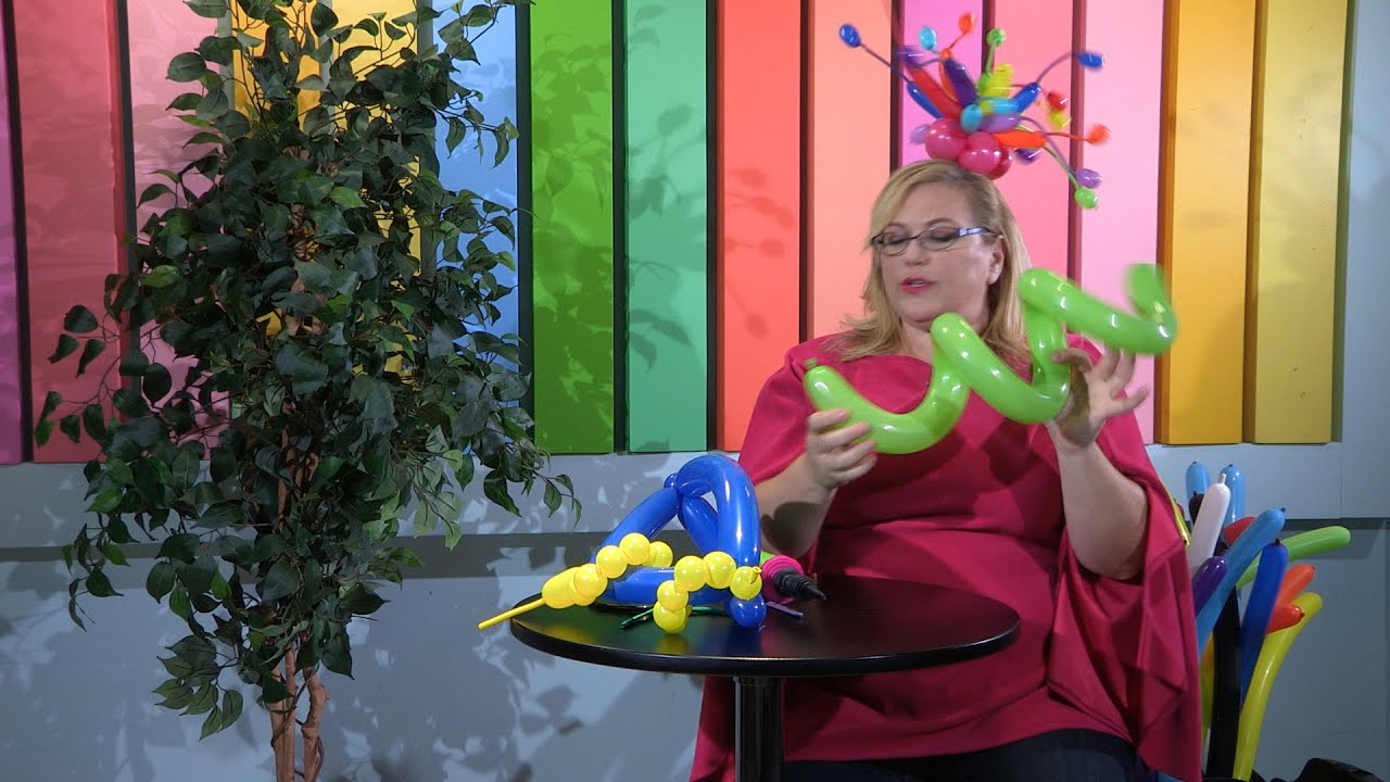 How To Make Balloon Hats- Basic Techniques