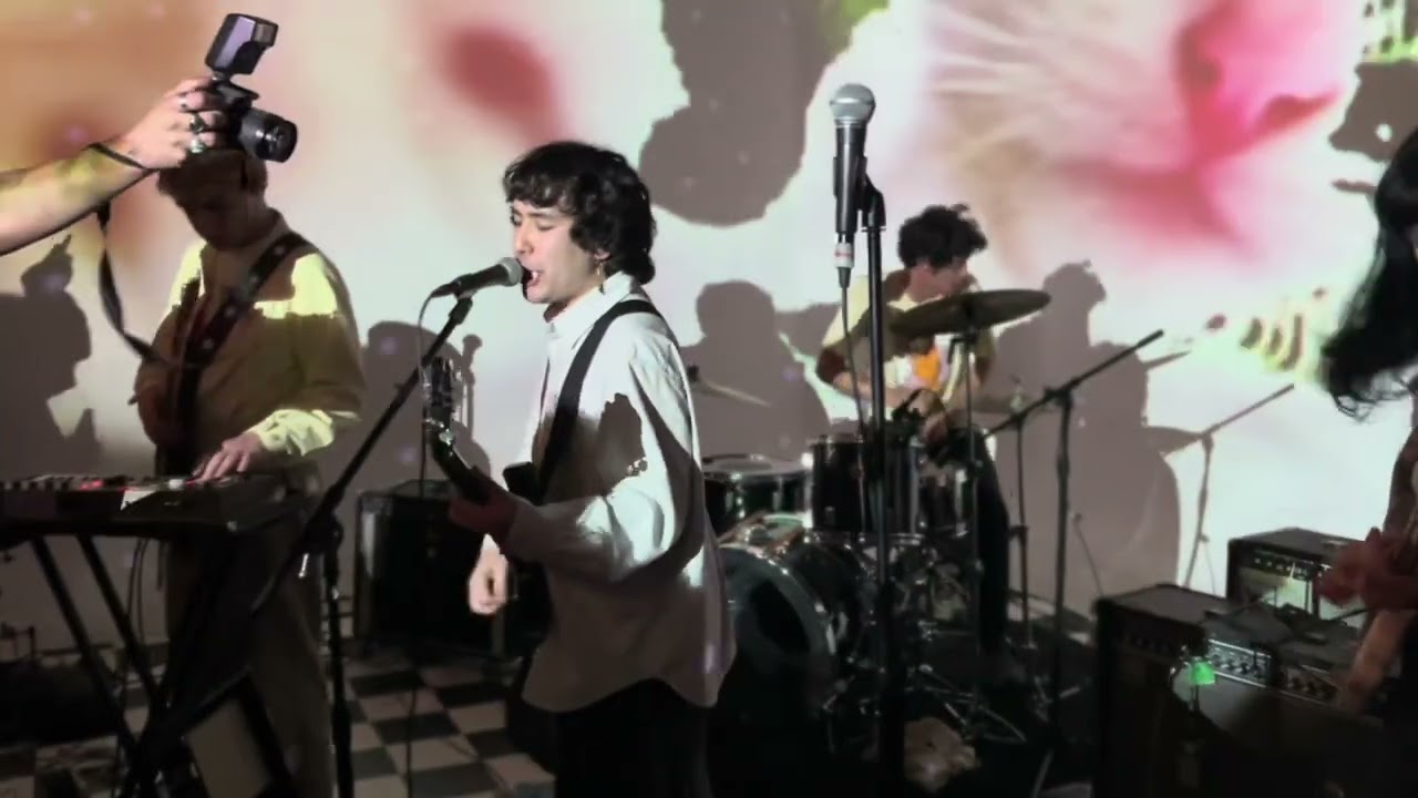 1-800-Mikey, Pumpkin Pie live at Non Plus Ultra