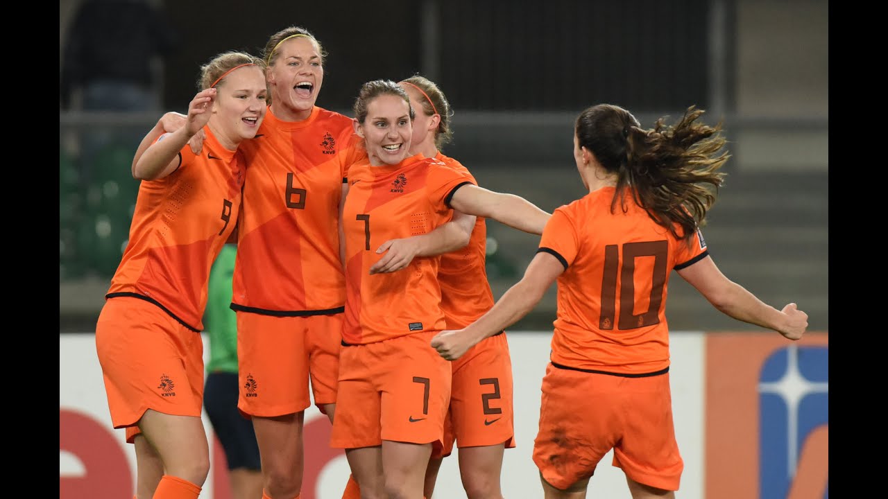 Highlights Italië-Oranjevrouwen 1-2 26-11-2014