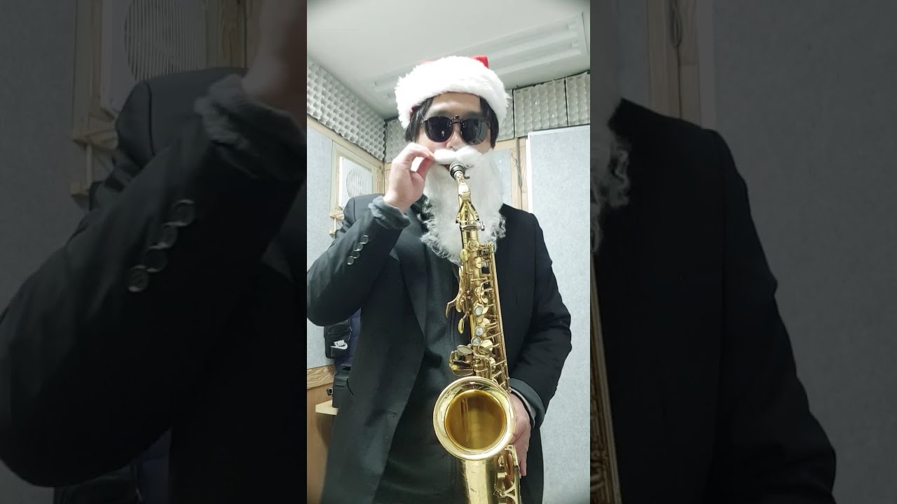 Bb Blues Scale improvisation Practice SantaSaxo