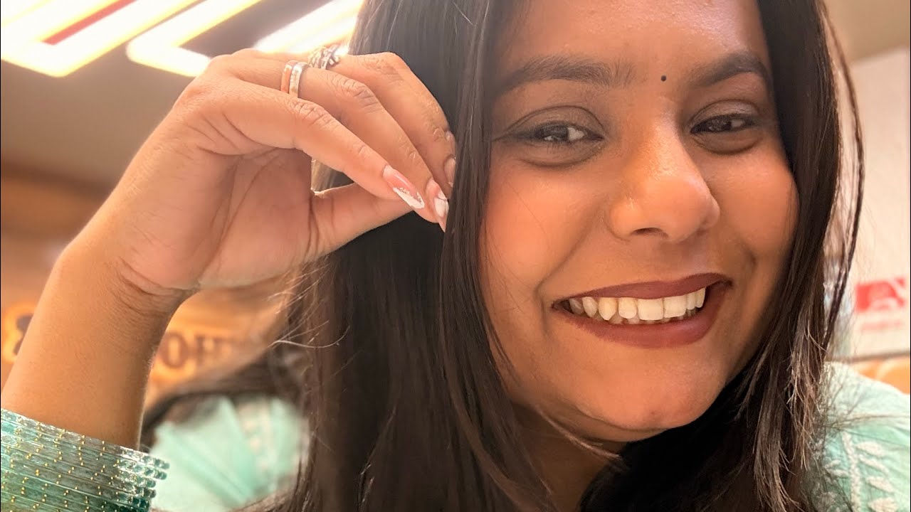 Office look with minimal products.