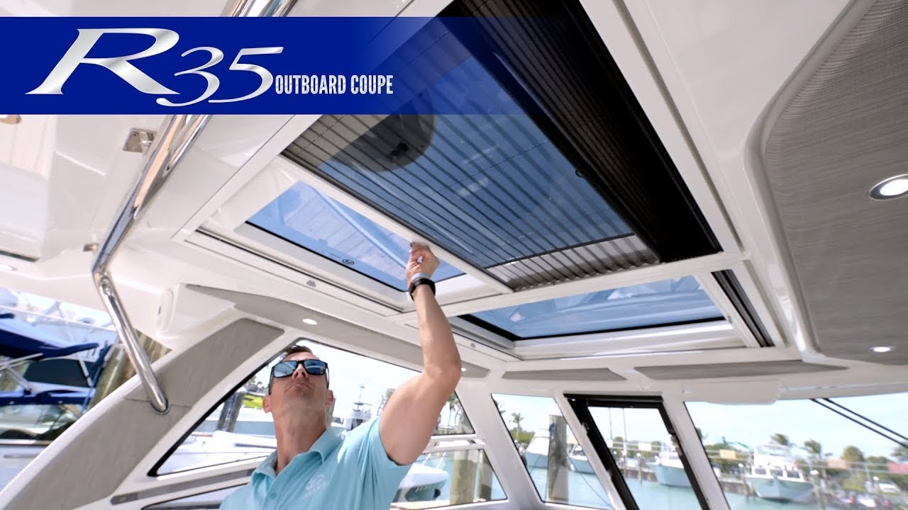 Cobalt R35 Outboard Coupe Walk-Around v2