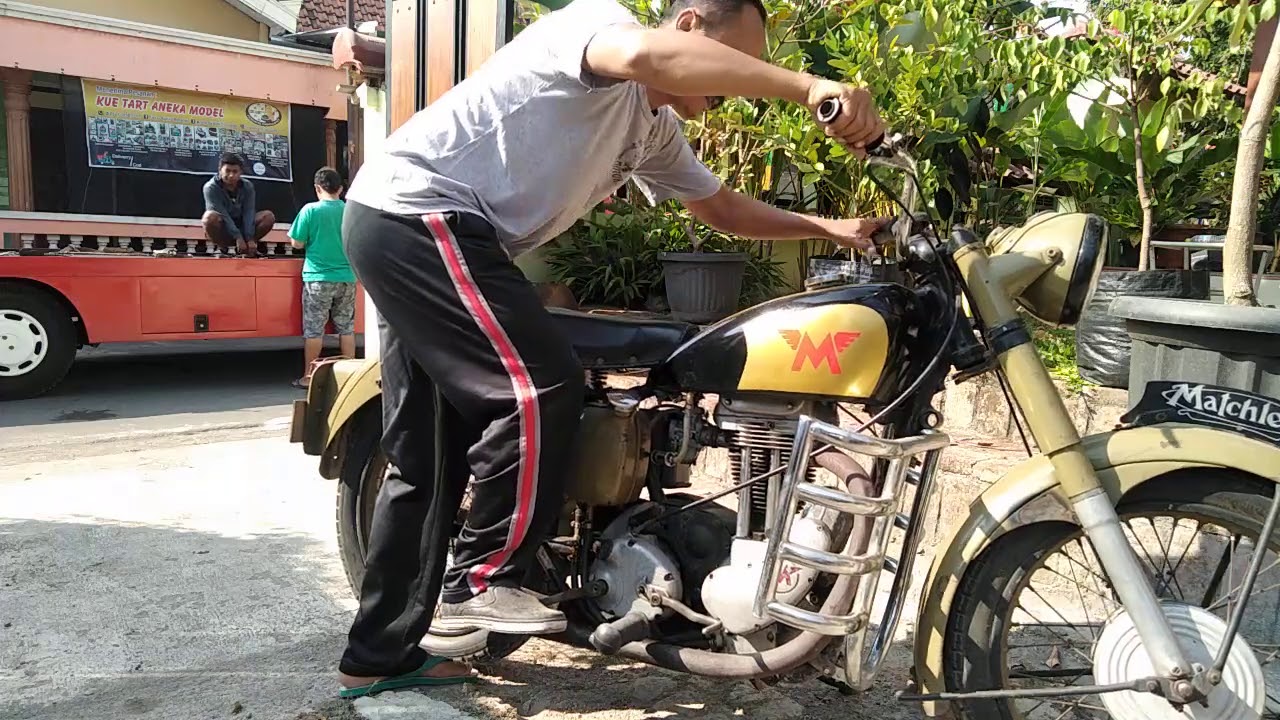 Motor tua stok terbaru....Mathcles 350cc th 1954 dijual CP/wa 081390838573