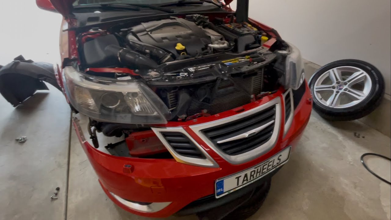 2009 Saab 9-3 Aero XWD - Removing the Front Bumper