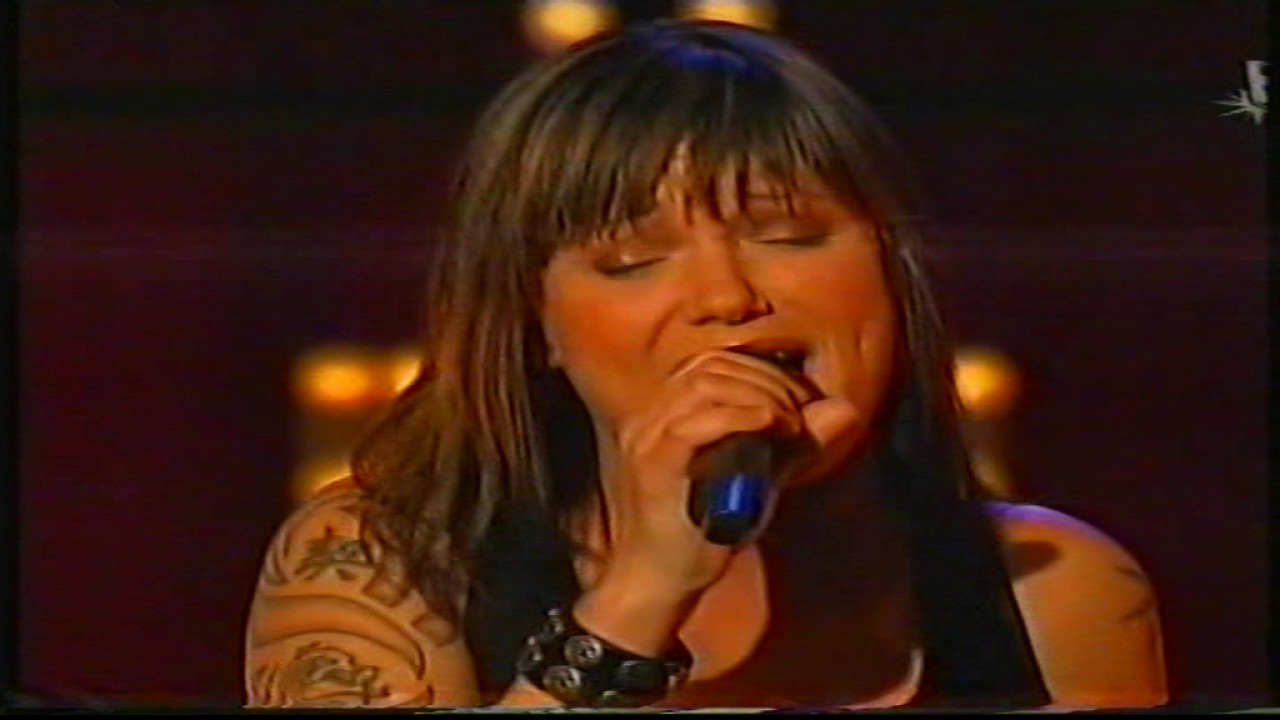 Sara Löfgren - Lite Kär