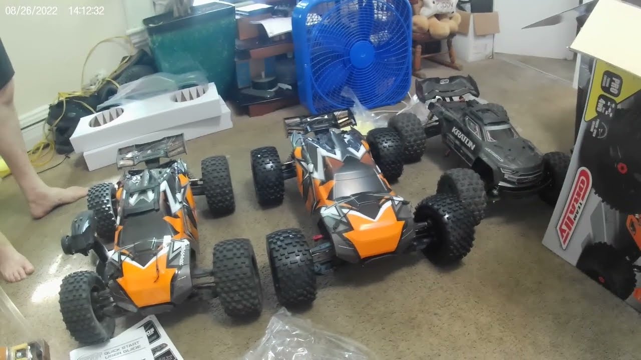 Team Corally XTR Kronos 2022 Comparison