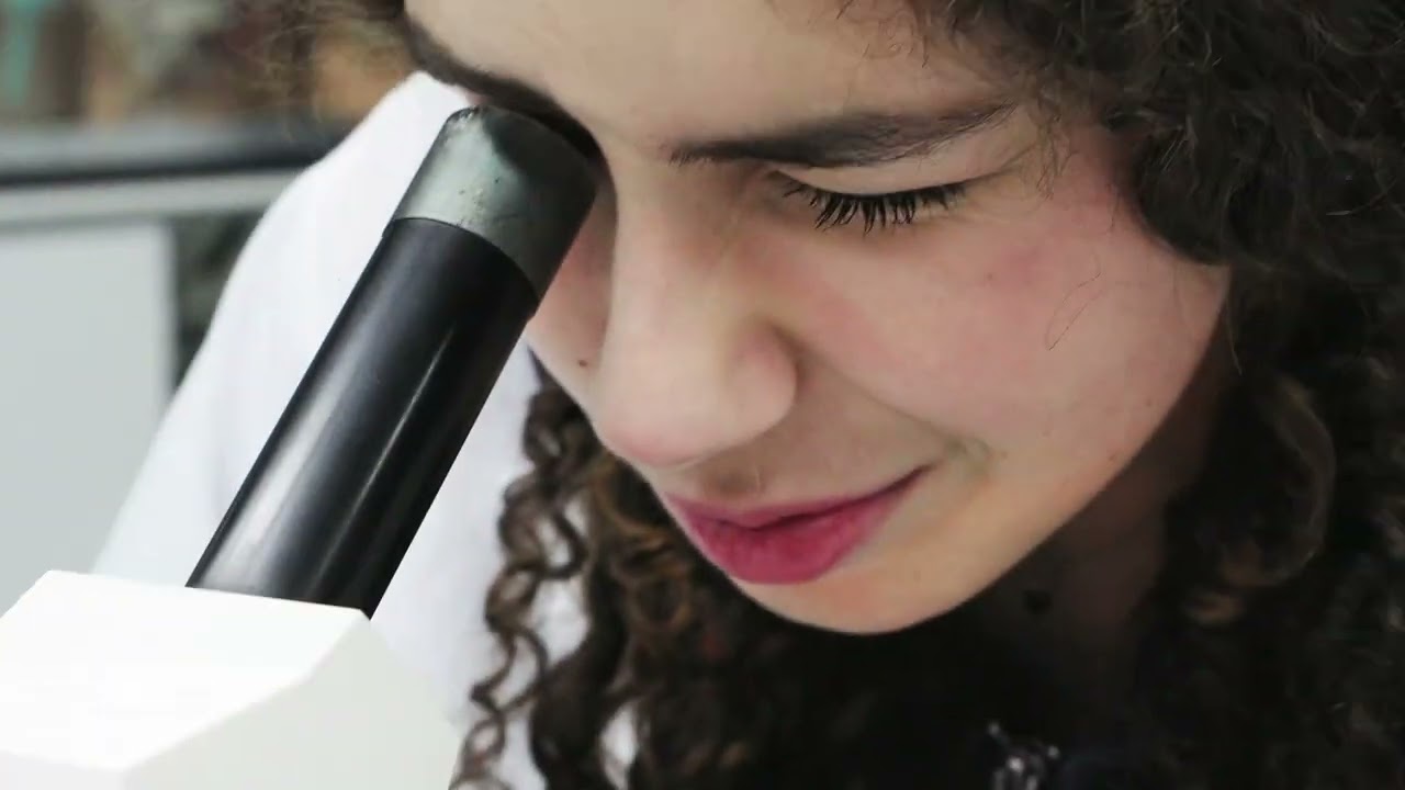 Maristes Anna Ravell: Aprenent per a la Vida