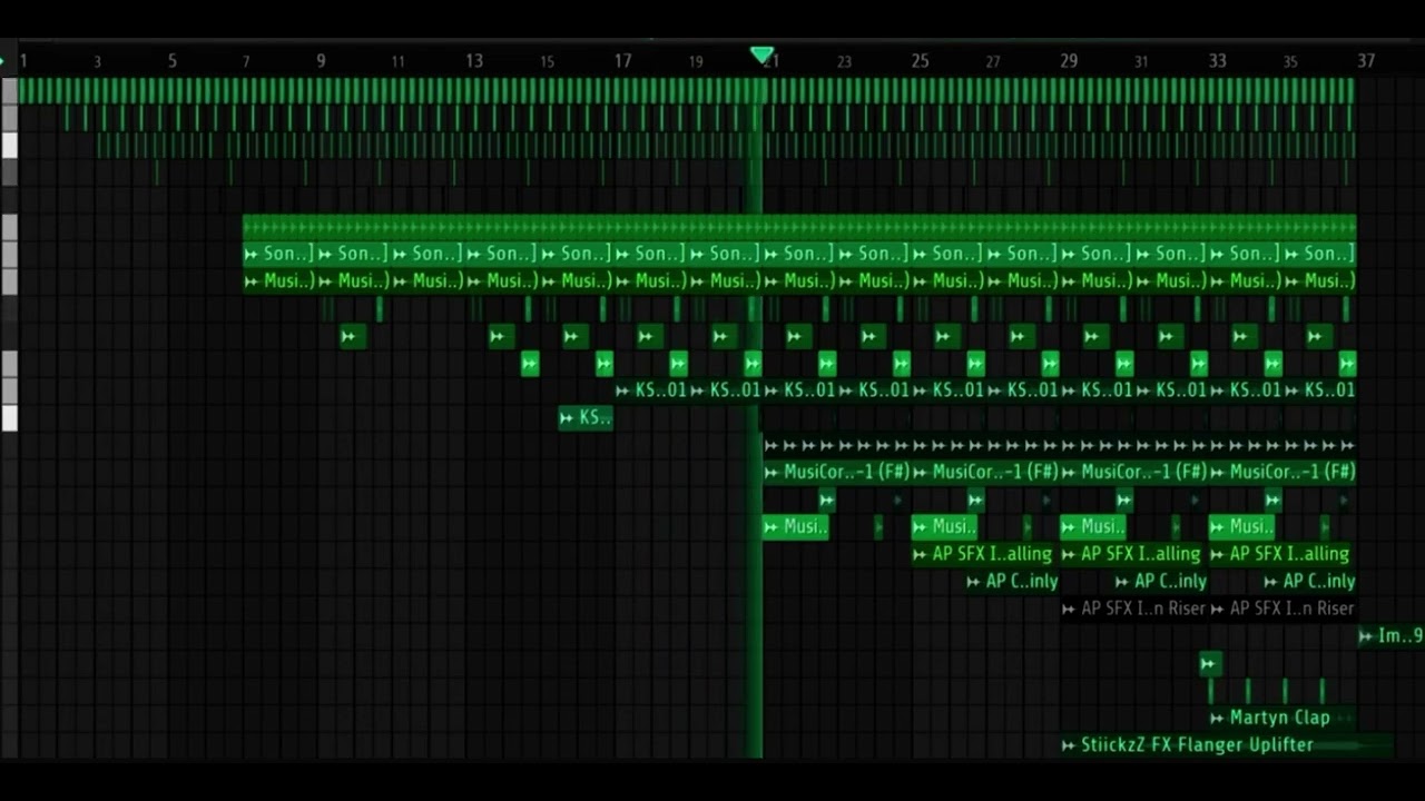 House beat but the drums slowly increase