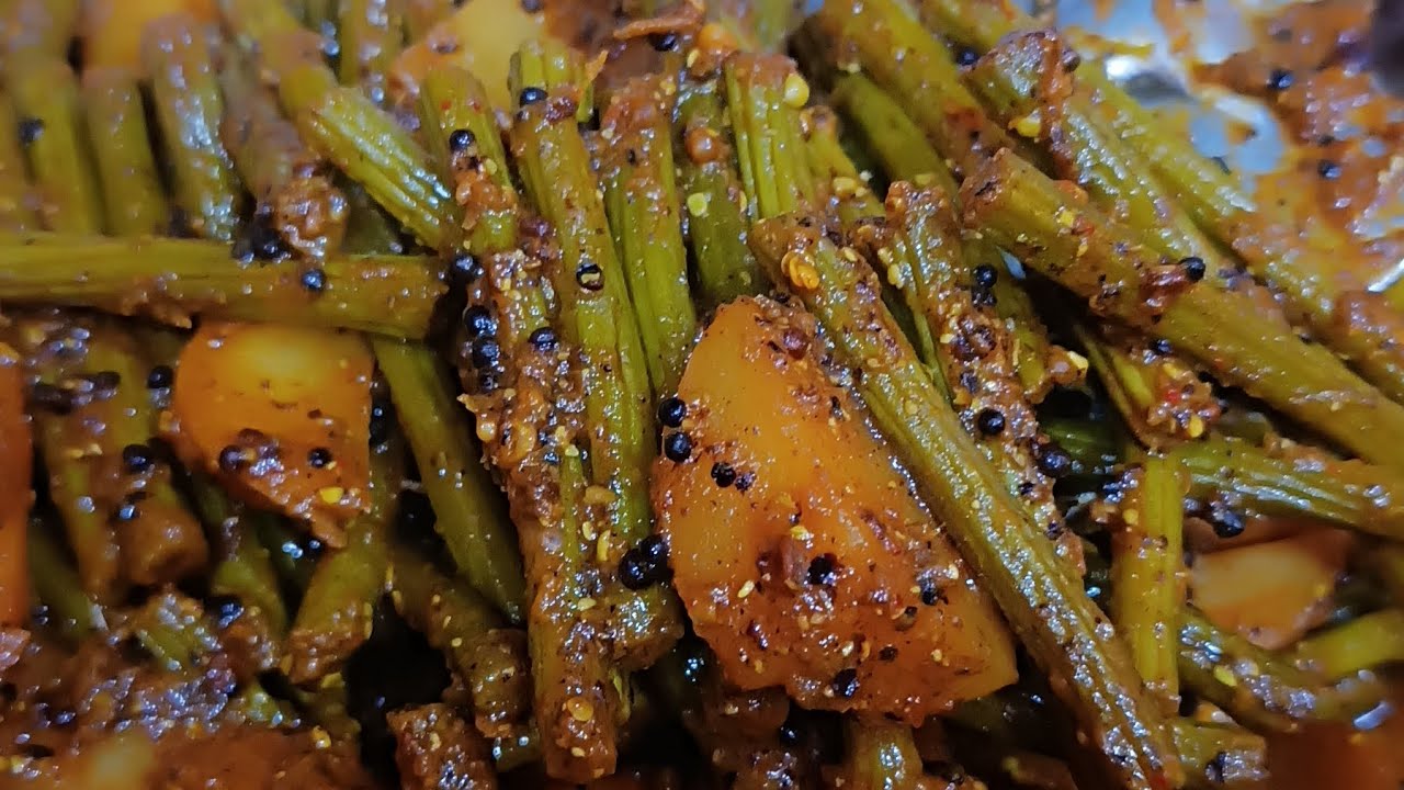 आलू सहजन की सरसों वाली सब्जी ऐसे बनाएं #viralvideo #indianfood#viral #recipe #cooking #tiktok #fyp