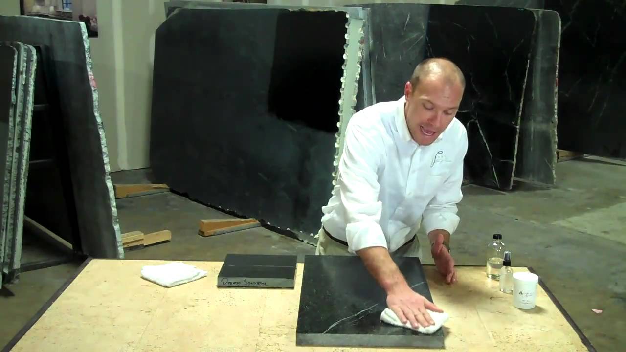 Mineral Oiling Your Soapstone