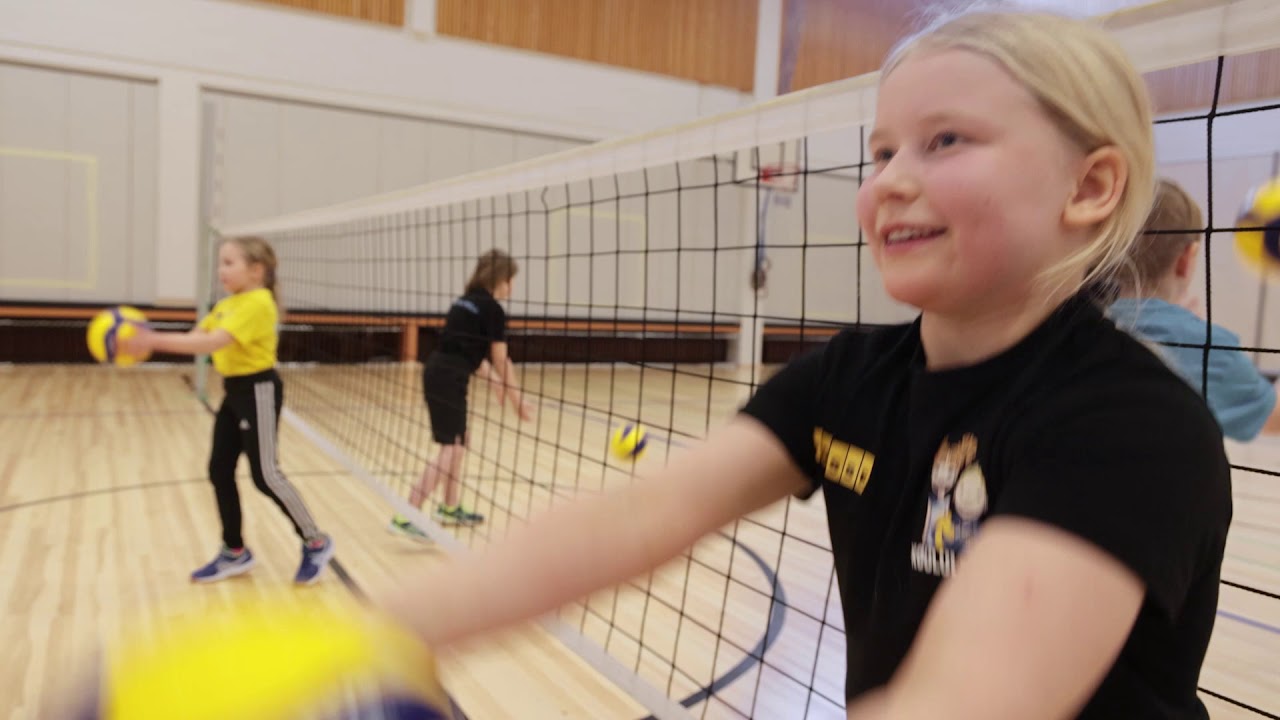 Koululentis kevät 2021 Pallotemppuja