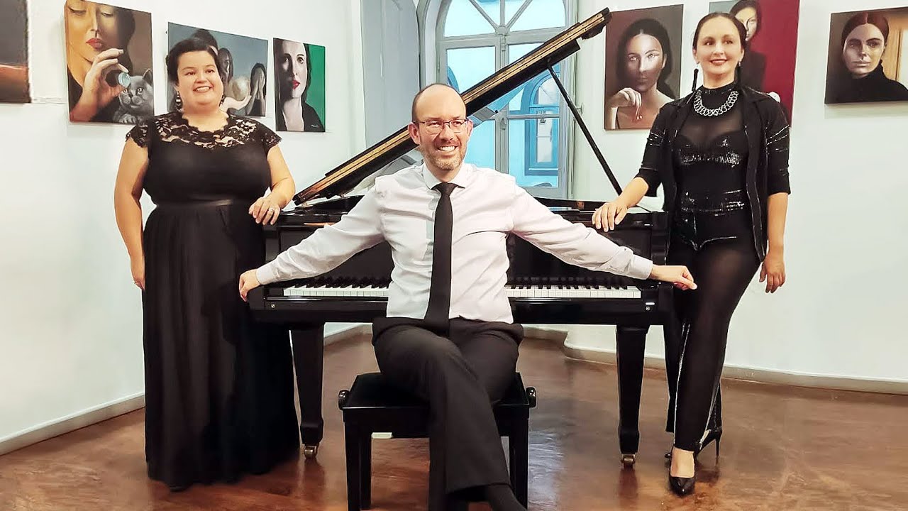 Mozart: Overture to the Marriage of Figaro for One Piano Six Hands