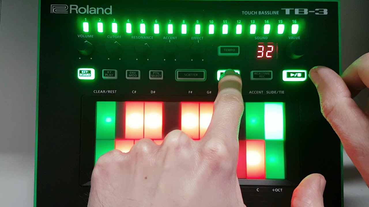 Roland Aira Tb3 — Как организовать рейв-вечеринку всего с двумя нотами (базовый)