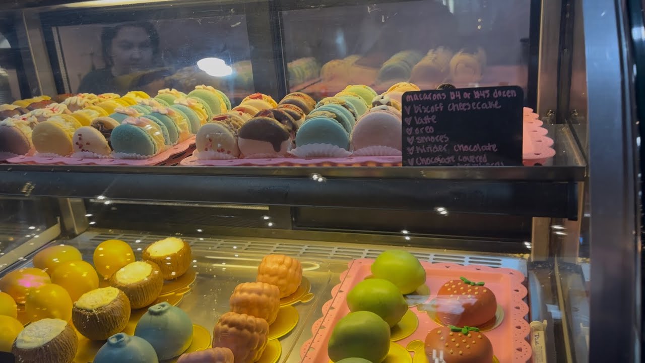 Visiting A Bakery, Getting My Permit, Some Light Window Shopping At The Mall😊🥰💅🏻